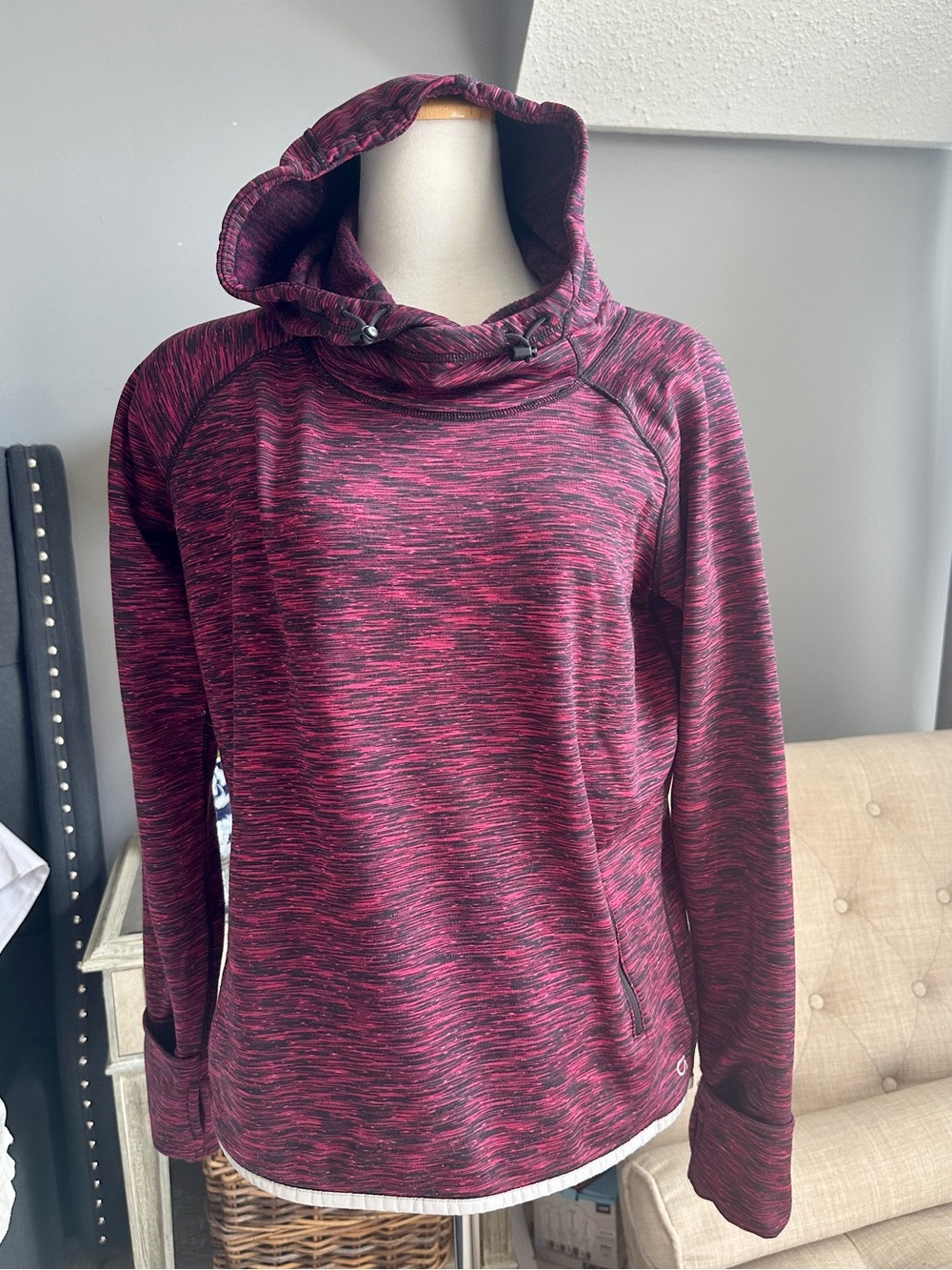 GAP Women’/ Marled Magenta Hooded Cowl Pullover